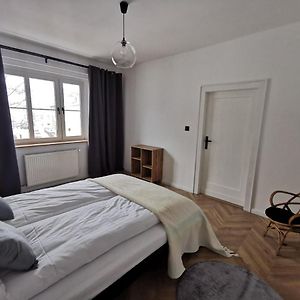 Apartament Black&White Єленя-Ґура Exterior photo