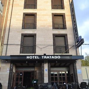 Hotel El Tratado Тордесільяс Exterior photo