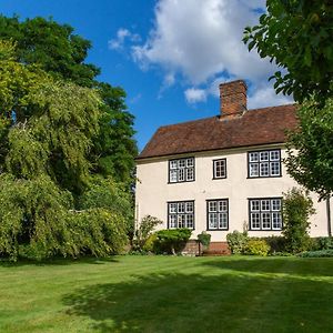 Pounce Hall -Stunning Historic Home In Rural Essex Сафрон-Волден Exterior photo