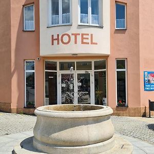 Hotel Pangea Тельч Exterior photo