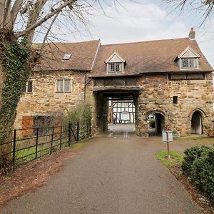 Porter'S Lodge Тамворт Exterior photo