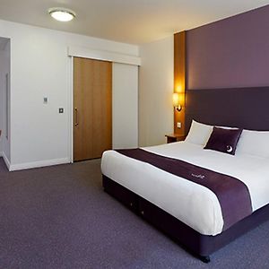 Premier Inn Liverpool John Lennon Airport Спік Exterior photo