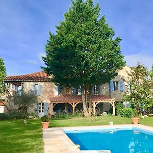Bed and Breakfast Le Relais Des Anges Mercues Exterior photo
