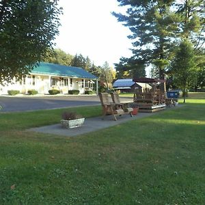 Weathervane Motel Lanesboro Лейнсборо Exterior photo