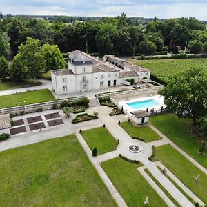 Готель Chateau De Lantic Мартіяк Exterior photo