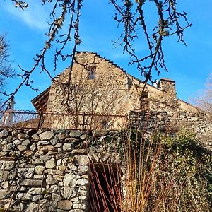 Апартаменти Chambre Ou Gite Dans Une Maison De Montagne - De Suzon A Zelie Entraigues  Exterior photo