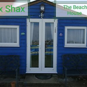 The Beach Hut Home From Home In Leysdown On Sea Шірнесс Exterior photo