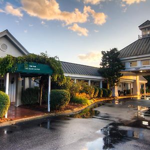 Phoenix Inn Of Грінвілл Exterior photo