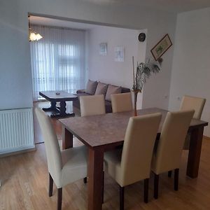 Апартаменти Apartman Sana Lux Sanski Most Exterior photo