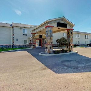 Fairbridge Inn & Suites Саннісайд Exterior photo