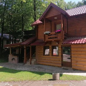 Апартаменти Vikendica Matovic Овчар-Баня Exterior photo