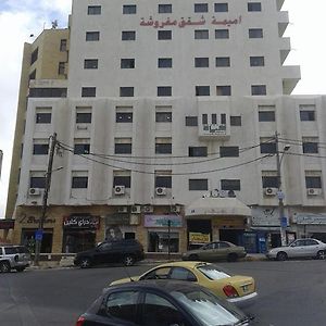 Omaima Hotel Apartments Амман Exterior photo