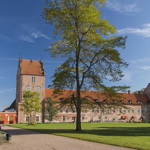 Готель Baeckaskog Slott Fjalkinge Room photo