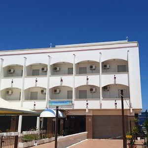 Albergo California Лезіна Exterior photo