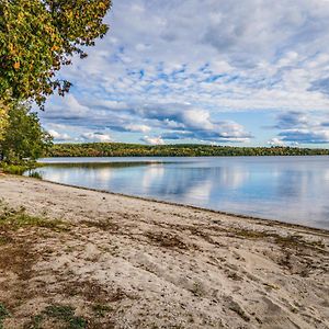The Maine Lake House With An Amazing Sand Beach! Юніті Exterior photo