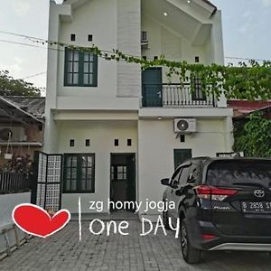 Вілла Zg Homy Jogja Gondowulung Exterior photo