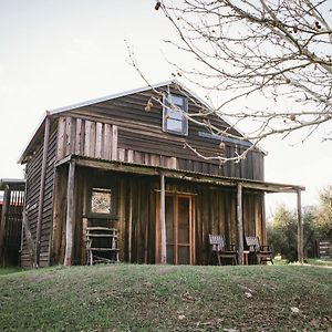 The Dairy - 2 Story Rustic Style Accommodation With Mod Cons Hoddys Well Exterior photo