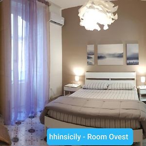 Homeholidayinsicily - Room Ovest Палаццоло-Акреїде Exterior photo