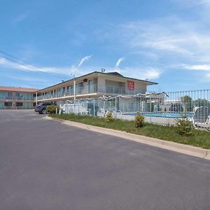 Econo Lodge Якіма Exterior photo