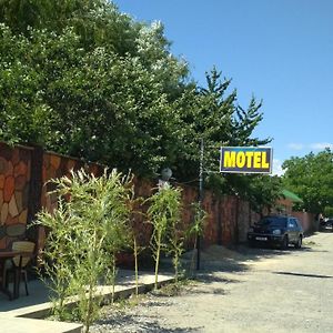 Motel Ґусар Exterior photo