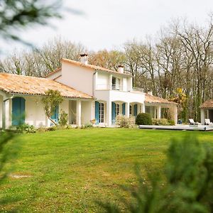 Bed and Breakfast Chambre D'Hotes La Courbe Lugan  Exterior photo