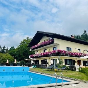 Готель Pension Waldschenke Am Woerthersee Фельден-ам-Вертерзе Exterior photo