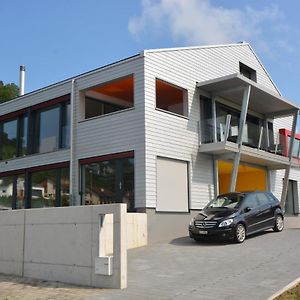 Апартаменти Leben Im Hafen Am Idyllischen Murtensee Guevaux Exterior photo