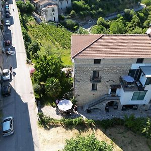 Апарт готель Casa Sarlo Petina Exterior photo