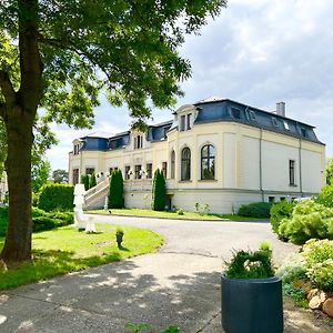 Schloss Breitenfeld Hotel & Tagung Лейпциг Exterior photo