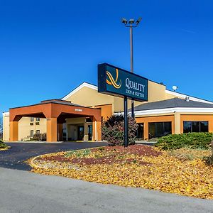 Quality Inn & Suites Southport Індіанаполіс Exterior photo