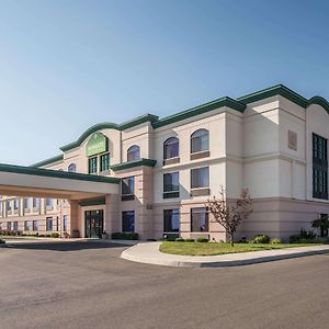 Готель Wingate By Wyndham Spokane Airport Exterior photo