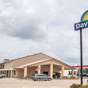 Days Inn By Wyndham Бастроп Exterior photo