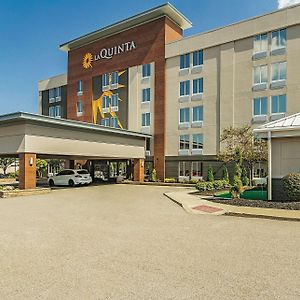 Готель La Quinta By Wyndham Cleveland Airport West Норт-Олмстед Exterior photo