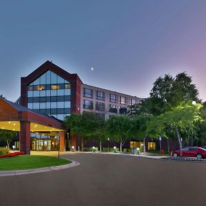 Embassy Suites By Hilton Оберн-Гіллс Exterior photo