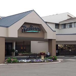 Radisson Hotel Detroit-Фармінґтон-Гіллс Exterior photo