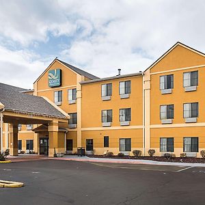 Quality Inn & Suites Near I-80 And I-294 Гарві Exterior photo