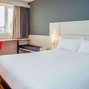 Готель Ibis Montevideo Rambla Exterior photo