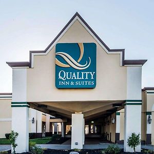 Quality Inn & Suites Conference Center Across From Casino Ері Exterior photo