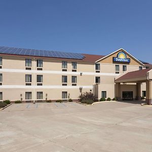 Days Inn By Wyndham Джефферсон-Сіті Exterior photo