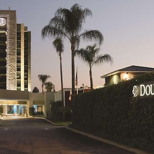 Готель Doubletree By Hilton Monrovia - Pasadena Area Exterior photo