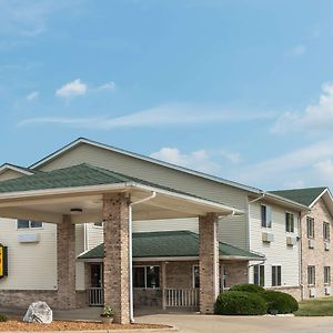 Super 8 By Wyndham Greenville Exterior photo