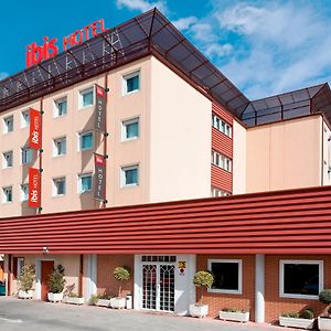 Готель Ibis Madrid Фуенлабрада Exterior photo