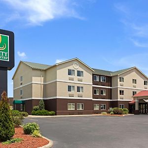 Quality Inn & Suites Фердінанд Exterior photo