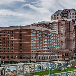 Embassy Suites Cincinnati - Rivercenter Ковінгтон Exterior photo