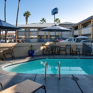 Best Western Kettleman City Inn & Suites Exterior photo