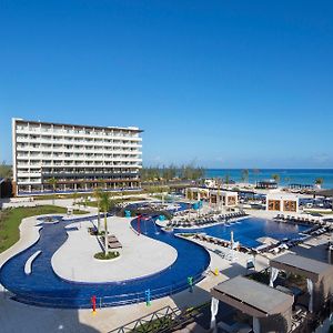 Royalton Blue Waters Montego Bay, An Autograph Collection All-Inclusive Resort Фалмут Exterior photo