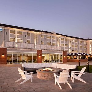 Wyndham Newport Hotel Мідлтаун Exterior photo