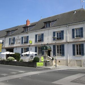 Logis Hostellerie Du Cheval Blanc Сент-Мор-де-Турен Exterior photo