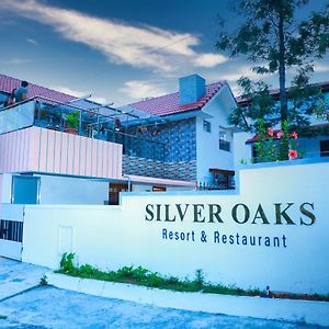 Ss Silver Oaks Resort Єркауд Exterior photo