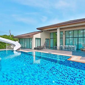 Pattaya Relax Now Pool Villa Resort Ban Huai Yai Exterior photo